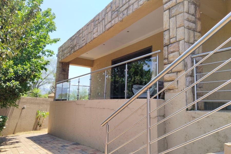 5 Bedroom Property for Sale in Birdwood Estate North West